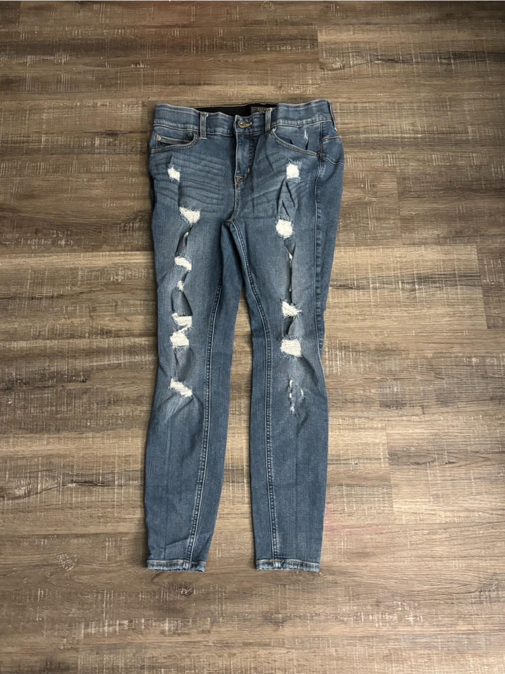 Torrid Women’s Distressed Bombshell Skinny Jeans